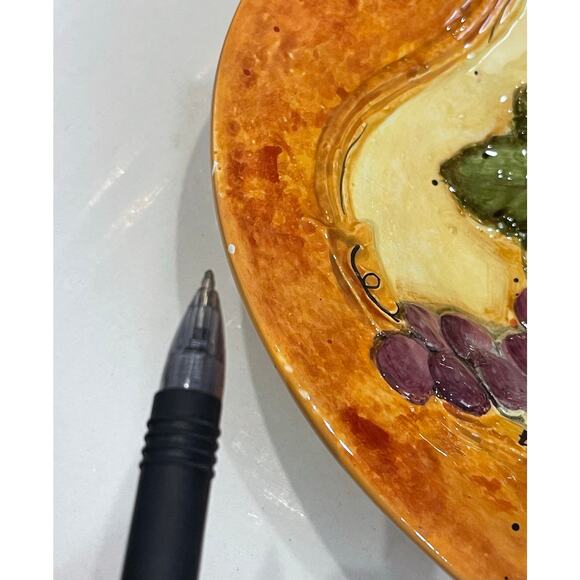 Susan Winget Embossed Red Grape Oval Plate - Picture 3 of 8